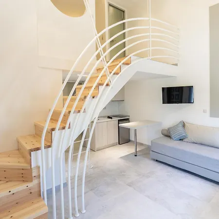 Pelago Loft Vilă *